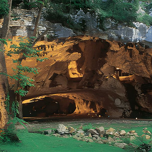 Worth the detour in the Basque Country: a visit to the Grotte de Sare