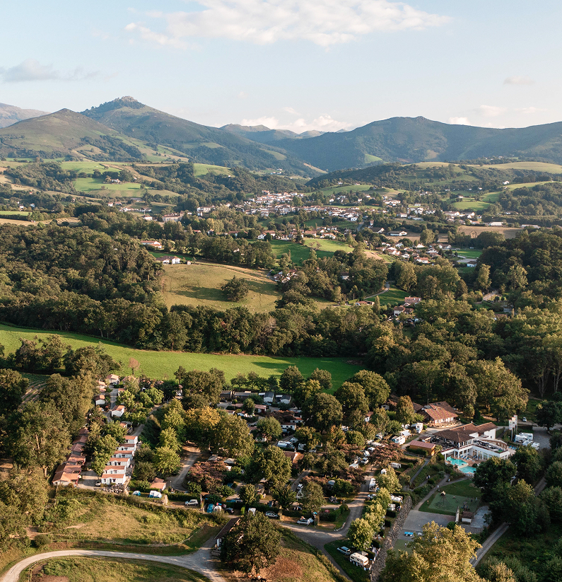 camping biper gorri in baskenland