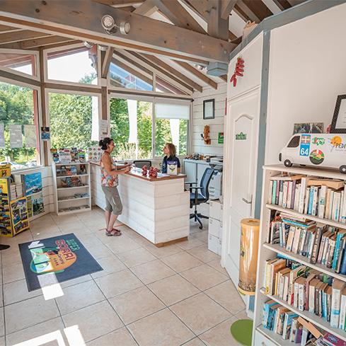 biper gorri camping services espelette