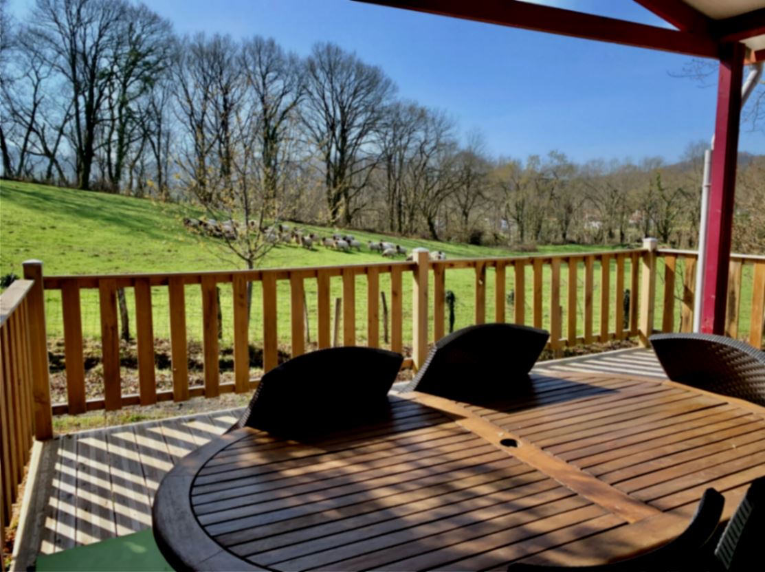 MH2 Eden + Morea Vue champs